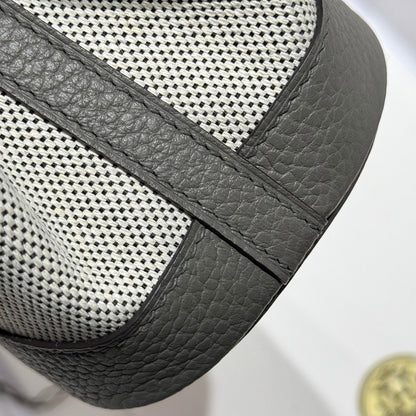 GARDEN PARTY 23CM IN WHITE TOILETS COTTON CANVAS AND GREY CALFSKIN