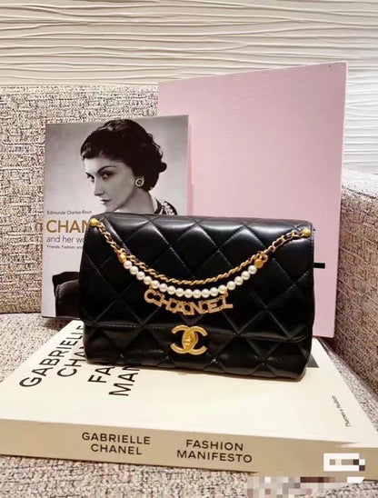 CC MINI 22 FLAP BAG IN BLACK CALFSKIN GOLD HARDWARE WITH PEARL CHAIN