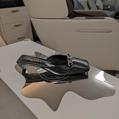 PRA SQUARE TOE MULES BLACK CALFSKIN WITH CHAIN