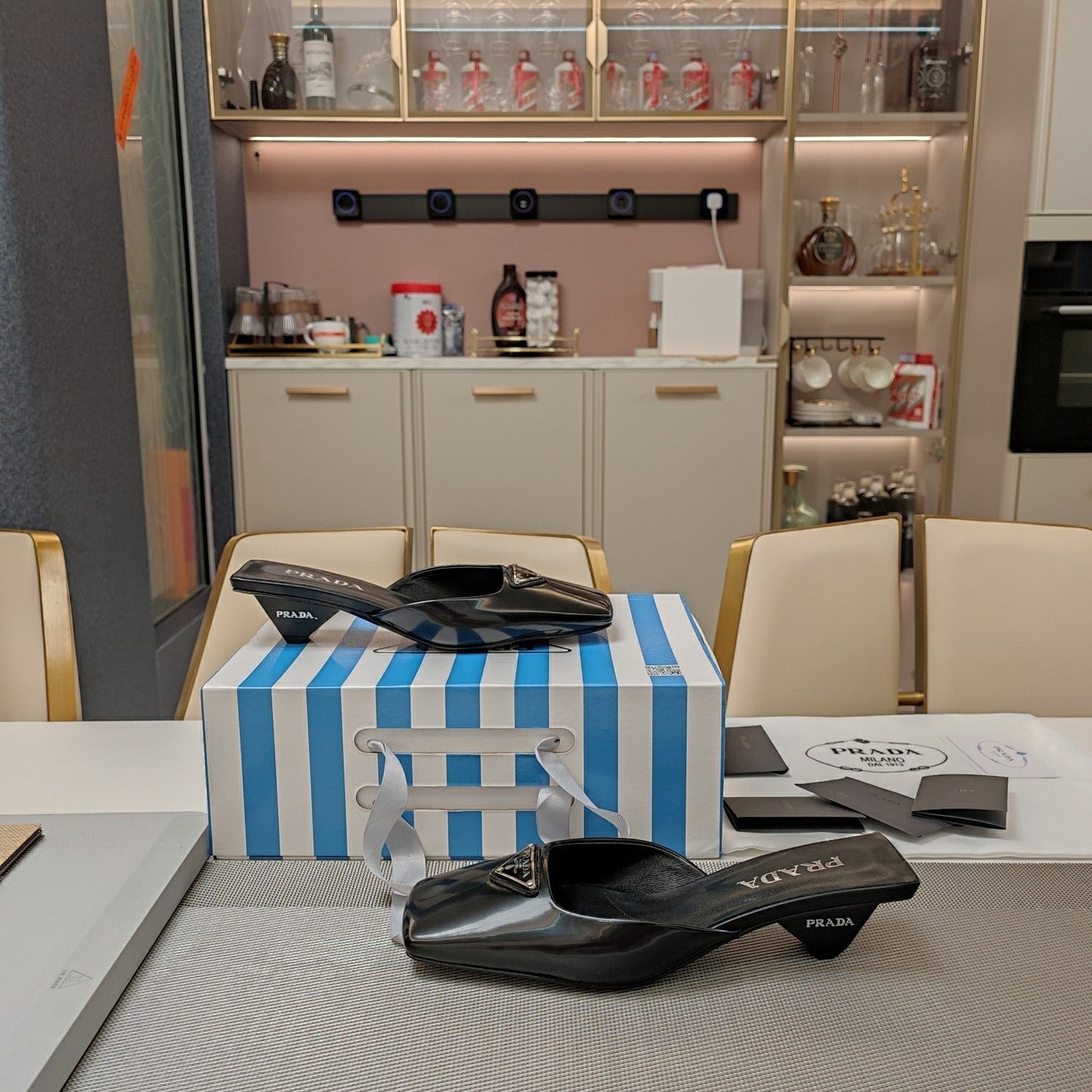 PRA SQUARE TOE MULES BLACK CALFSKIN WITH LOGO