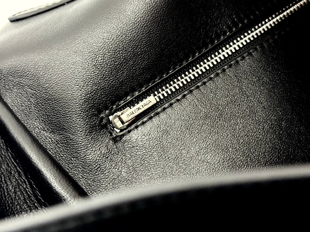 RODEO LARGE BAG 40 IN BLACK SMOOTH CALFSKIN SILVER HARDWARE