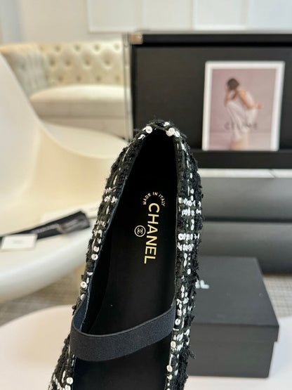 CC MARY JANE IN BLACK MIX WHITE WOOL TWEED
