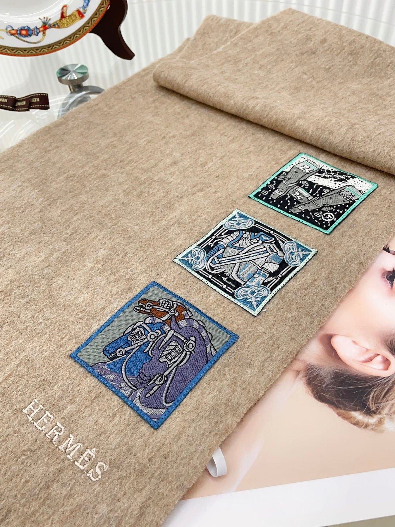 BADGES SOIE MUFFLER 180 CM SCRAF IN TAN BROWN CASHMERE