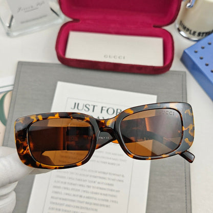 RECTANGULAR FRAME SUNGLASSES 58006 IN ACETATE