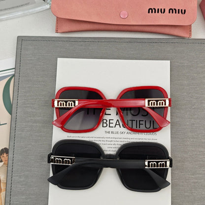 RUNWAY SQUARE SUNGLASSES 53037 IN ACETATE