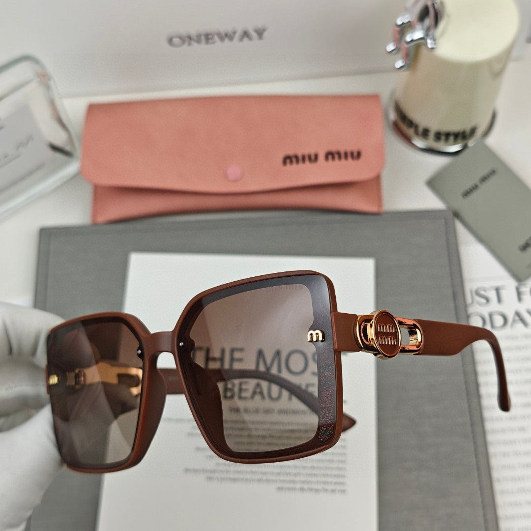 RUNWAY SQUARE SUNGLASSES 59905 IN ACETATE