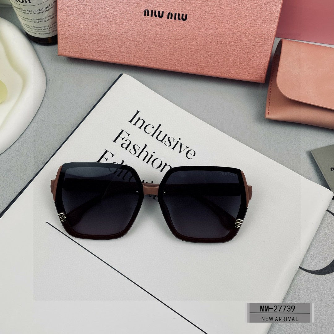 RUNWAY SQUARE SUNGLASSES 27739 IN ACETATE