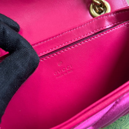 GG MARMONT MINI 22 BAG IN BRIGHT PINK VELVET