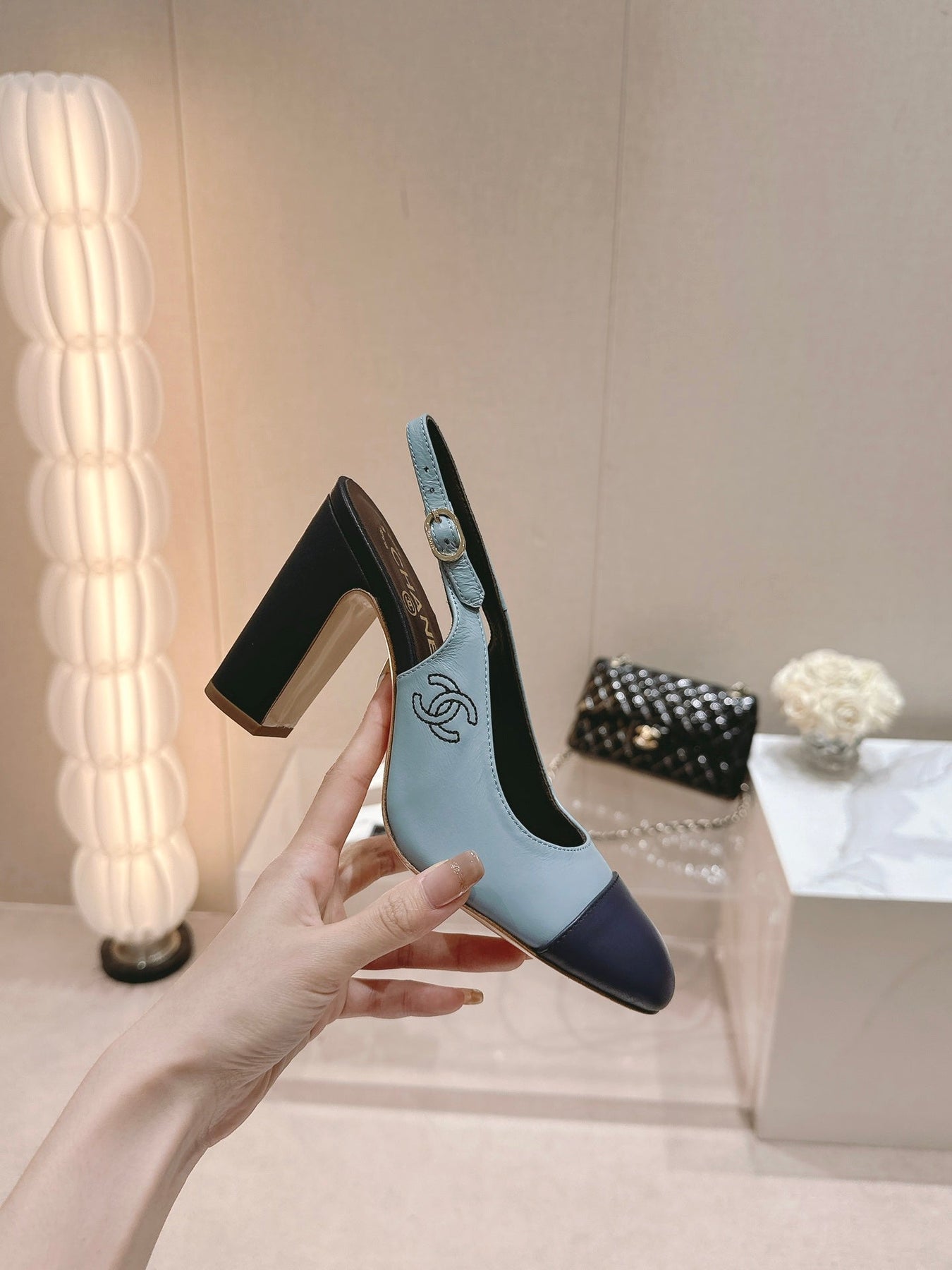 HIGH SLINGBACKS LIGHT BLUE MIX BLACK SHEEPSKIN