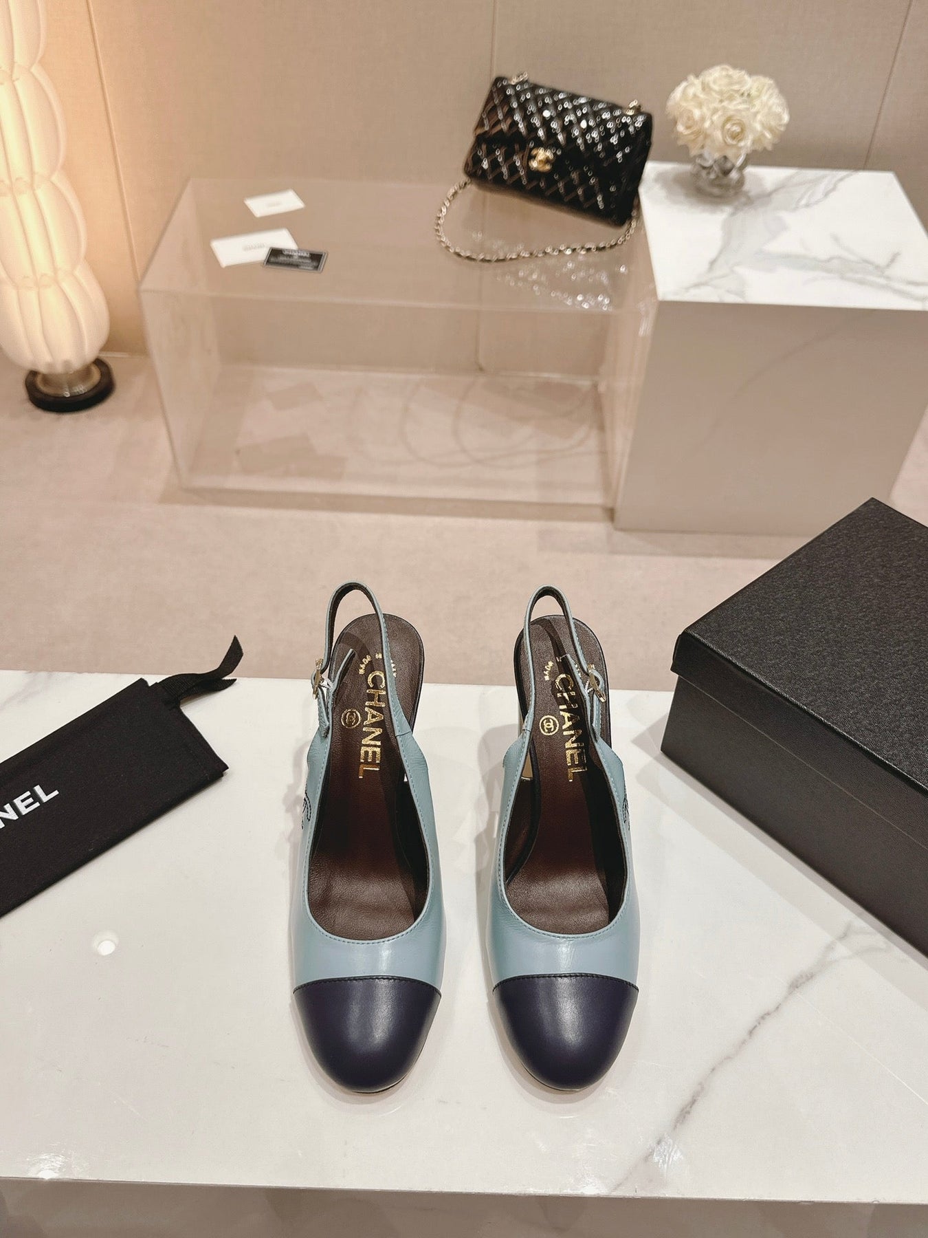 HIGH SLINGBACKS LIGHT BLUE MIX BLACK SHEEPSKIN