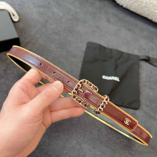 BELT 20MM IN WINE RED CALFSKIN WITH INTERWOVEN CHAIN BUCKLE ZIPPER IN TRIM GOLD HARDWARE