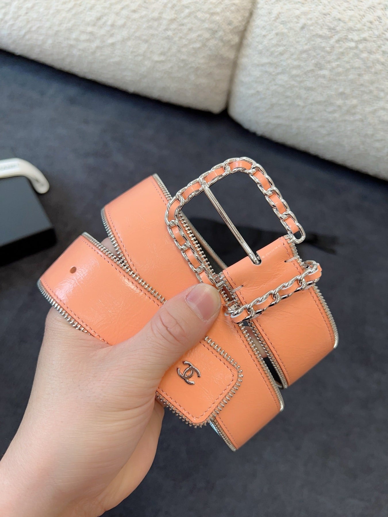 BELT 40MM IN CORAL CALFSKIN WITH INTERWOVEN CHAIN BUCKLE ZIPPER IN TRIM SILVER HARDWARE