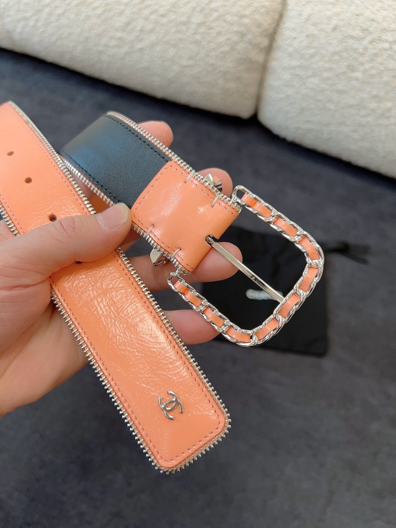 BELT 40MM IN CORAL CALFSKIN WITH INTERWOVEN CHAIN BUCKLE ZIPPER IN TRIM SILVER HARDWARE