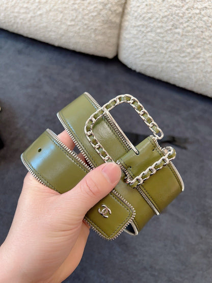 BELT 40MM IN OLIVE GREEN CALFSKIN WITH INTERWOVEN CHAIN BUCKLE ZIPPER IN TRIM SILVER HARDWARE