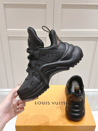 LV BARRACUDA SNEAKER IN BLACK CALFSKIN