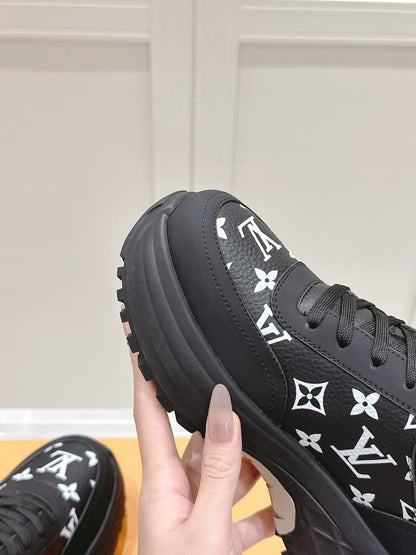 RUN AWAY SNEAKER IN BLACK MIX WHITE CALFSKIN