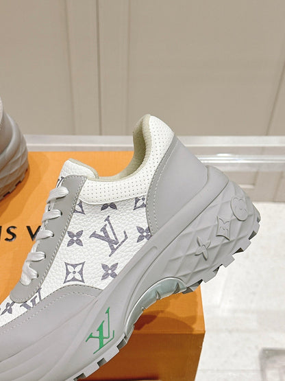 RUN AWAY SNEAKER IN DOVE GRAY MIX WHITE CALFSKIN