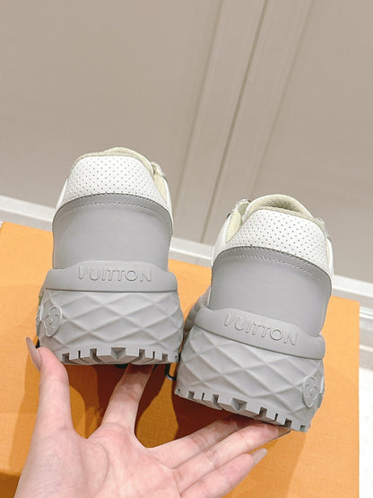 RUN AWAY SNEAKER IN DOVE GRAY MIX WHITE CALFSKIN