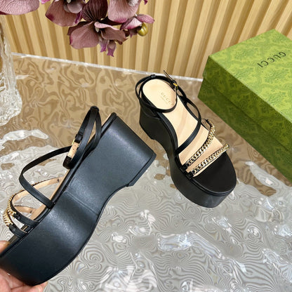 GG PLATFORM SANDAL BLACK CALFSKIN WITH CHAINS