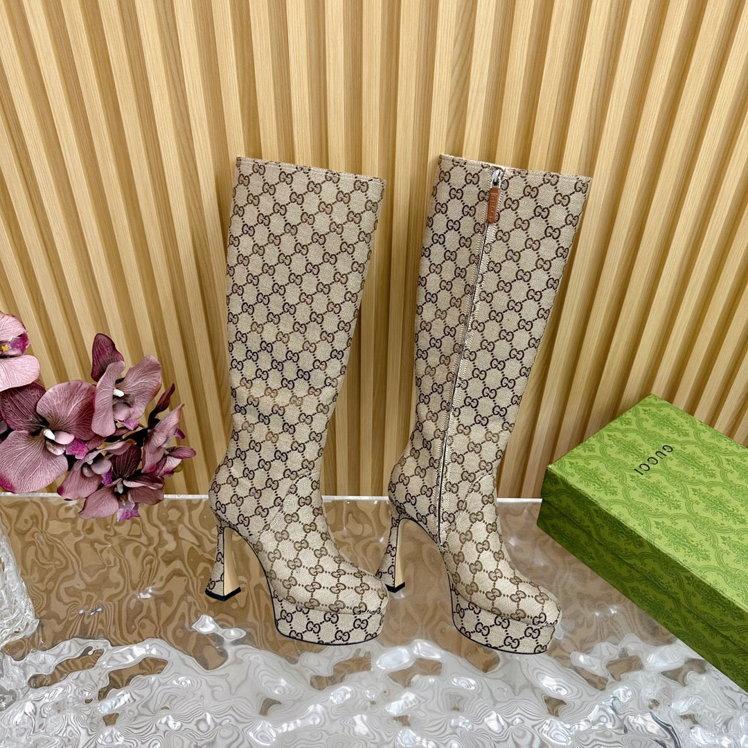 PLATFORM KNEE BOOTS IN ECRU BEIGE MONOGRAM CANVAS AND SHEEPSKIN LINING