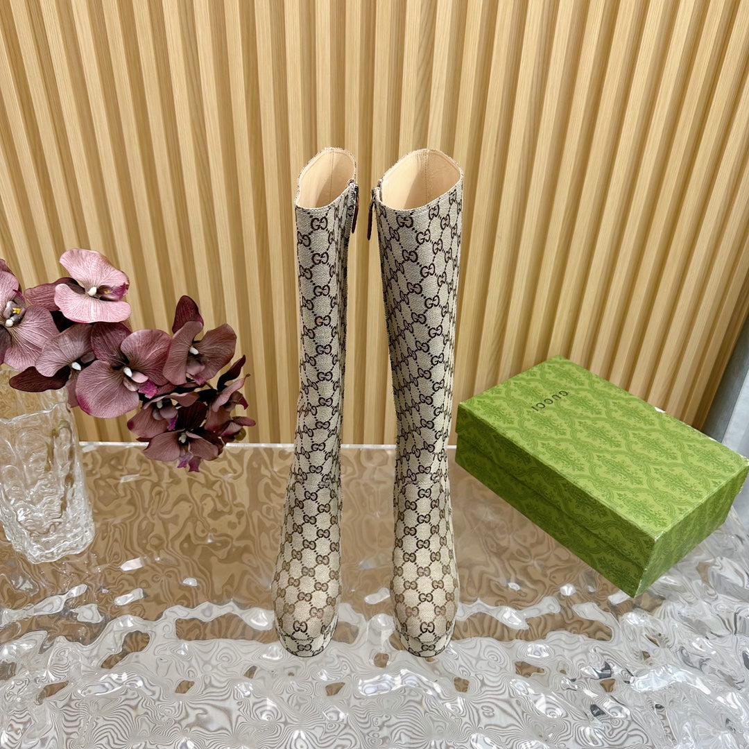 PLATFORM KNEE BOOTS IN ECRU BEIGE MONOGRAM CANVAS AND SHEEPSKIN LINING