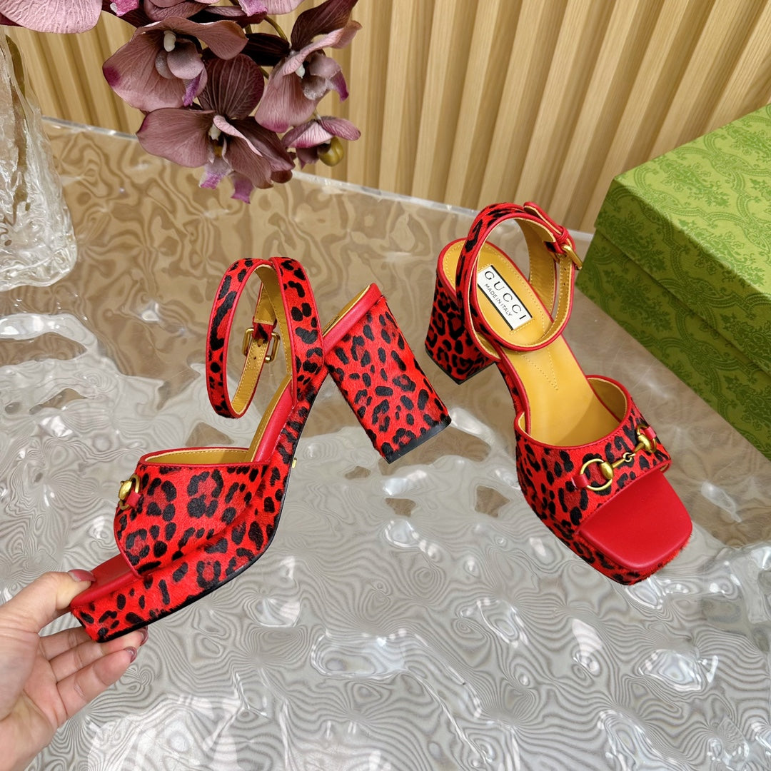 HORSEBIT HIGH-HEEL SANDAL WITH LEOPARD PRINT IN RED VELVET AND CALFSKIN LINING