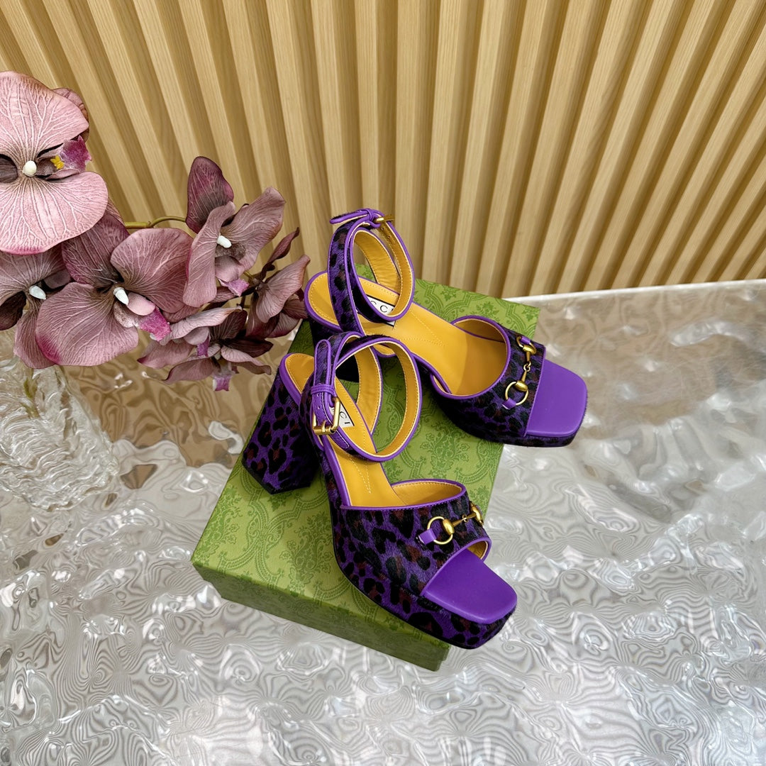 HORSEBIT HIGH-HEEL SANDAL WITH LEOPARD PRINT IN PURPLE VELVET AND CALFSKIN LINING