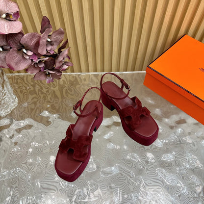 JAM 30 SANDAL IN BLOOD RED VELVET