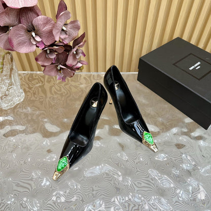 GREEN GEM-STUDDED HIGH PUMPS IN BLACK PATENT CALFSKIN