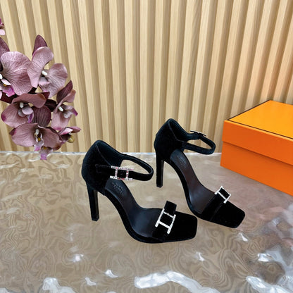 JULY SANDAL 105 MM IN BLACK VELVET