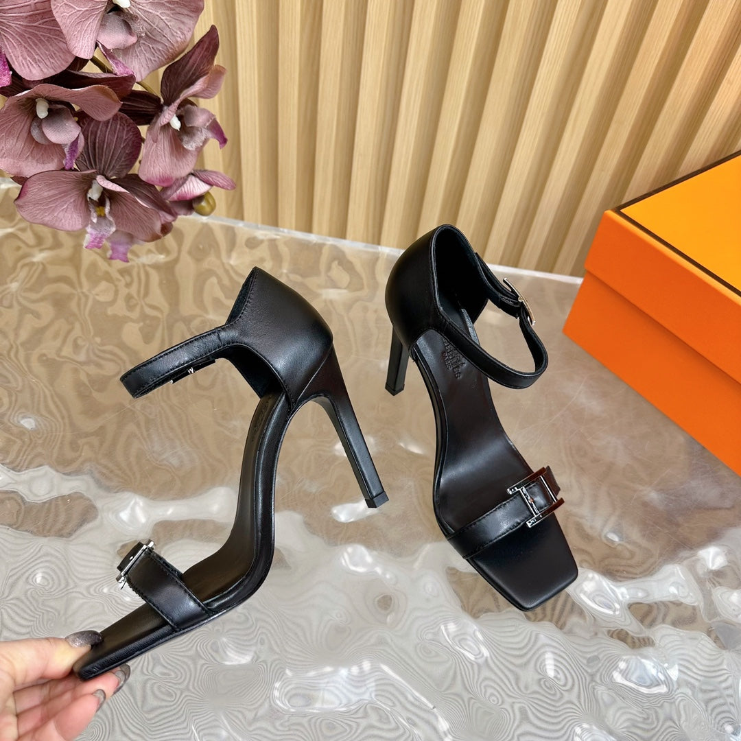 JULY SANDAL 105 MM IN BLACK CALFSKIN