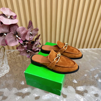 OPEN-BACK LOAFER REALISED IN CINNAMON BROWN SUEDE WITH SIGNATURE METALLIC KNOT DETAIL