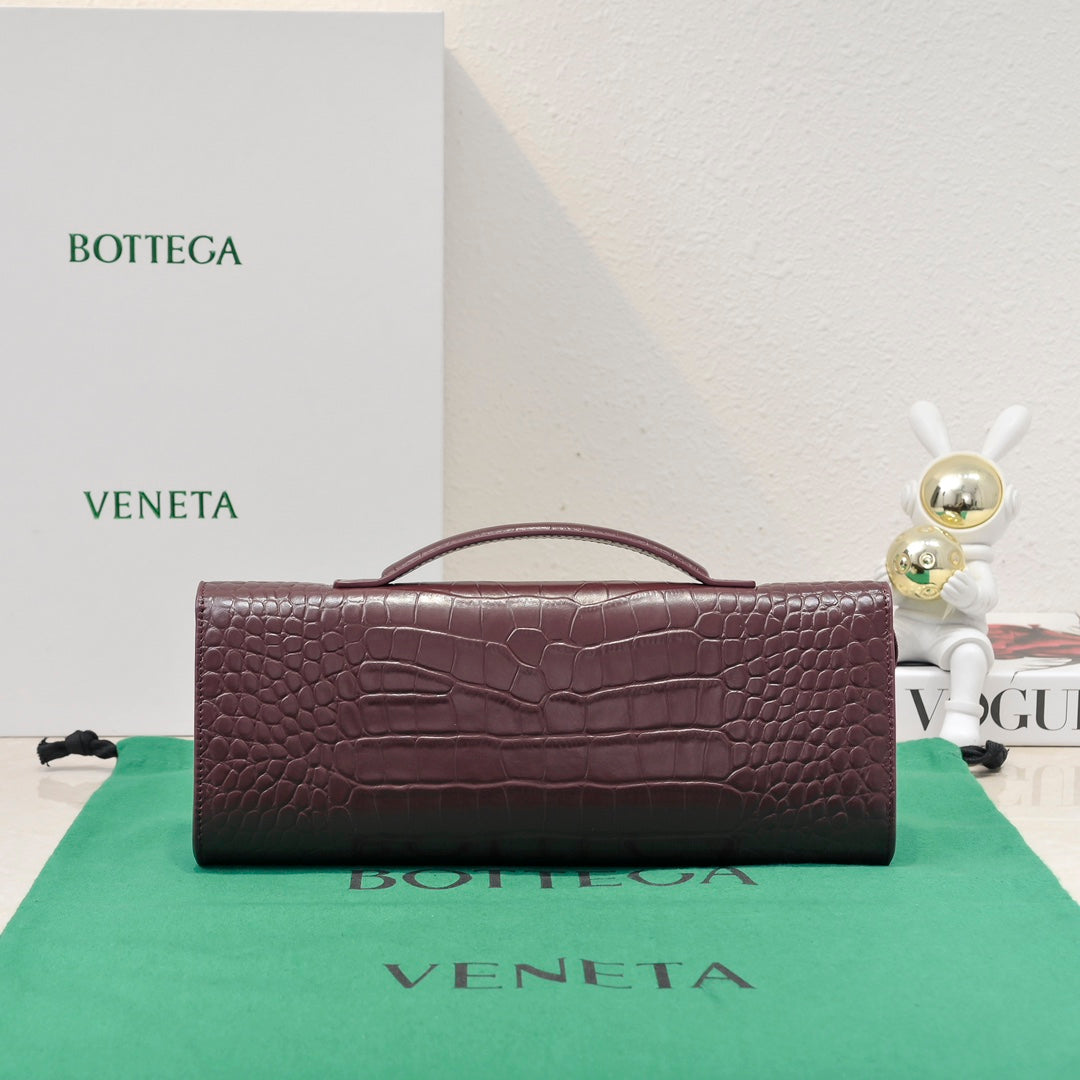 BV Long Clutch Andiamo 31 Burgundy Crocodile Calfskin Ghw