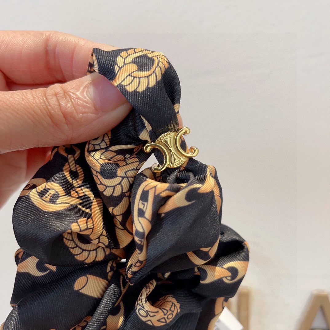 BLACK MIX LIGHT GOLD WRINKLED FABRIC SCRUNCHIE 378901