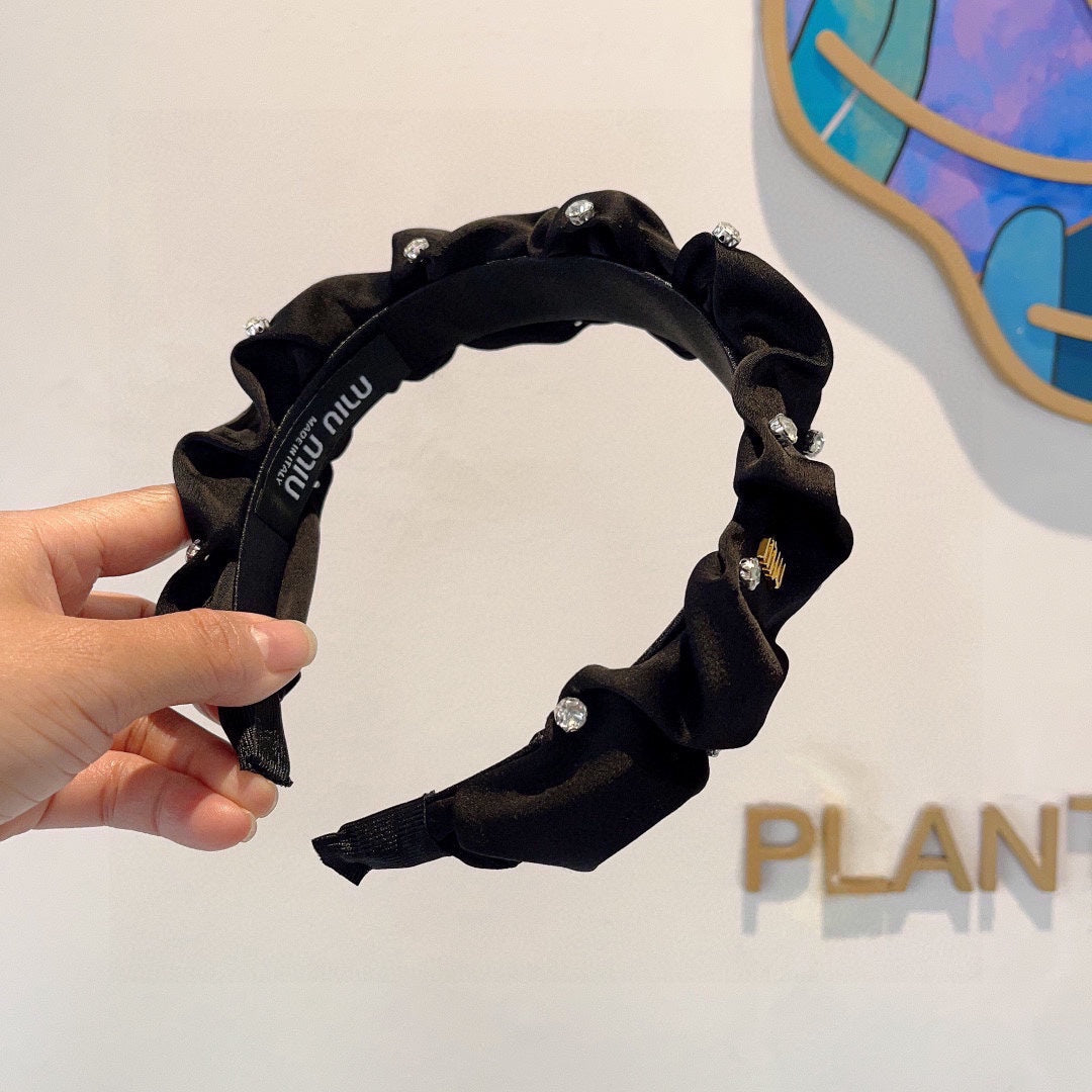 HEADBAND ATTACHED DIAMONDS IN BLACK SILK 412434