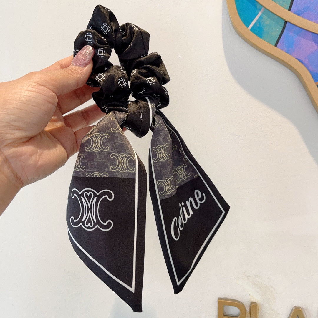 BLACK SILK SCRUNCHIE 420658