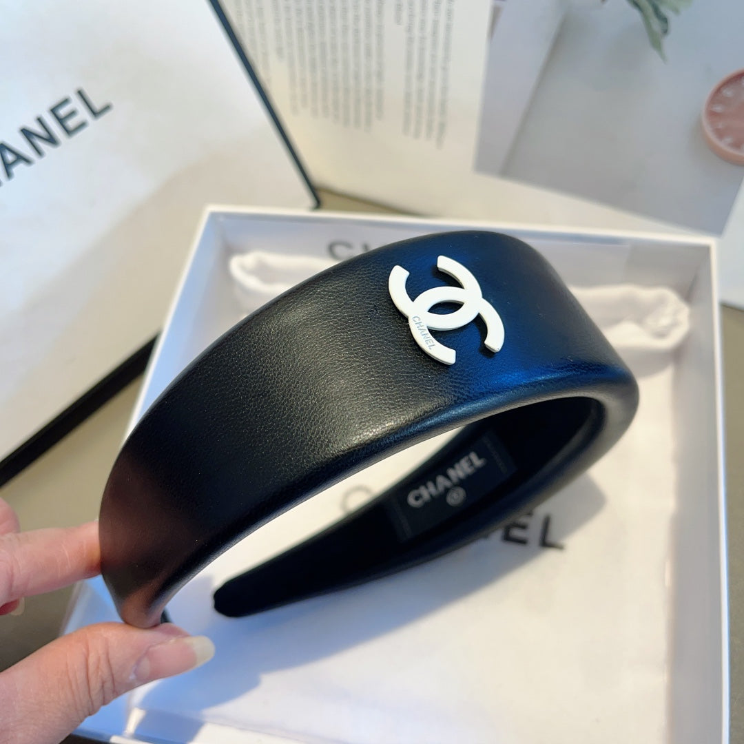 BLACK LAMBSKIN HAIRBAND 432767