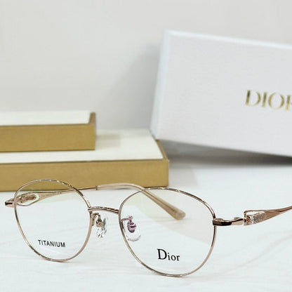 MONTAIGNE SUNGLASS CD 0269/S IN TITANE EMBELLISHES STONES