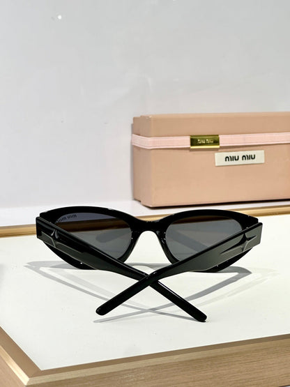 CAT EYE SUNGLASSES SMU52WS IN ACETATE