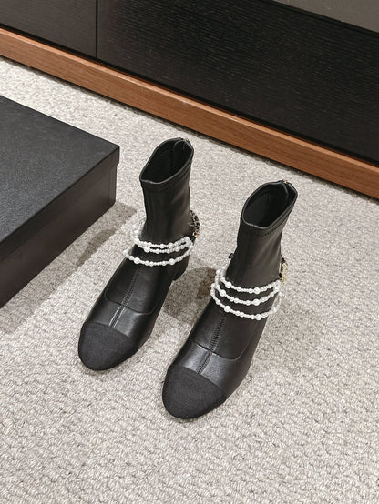 CC LOW CUT BOOTS IN BLACK STRETCH LAMBSKIN AND GROSGRAIN WITH PEARL CHAIN