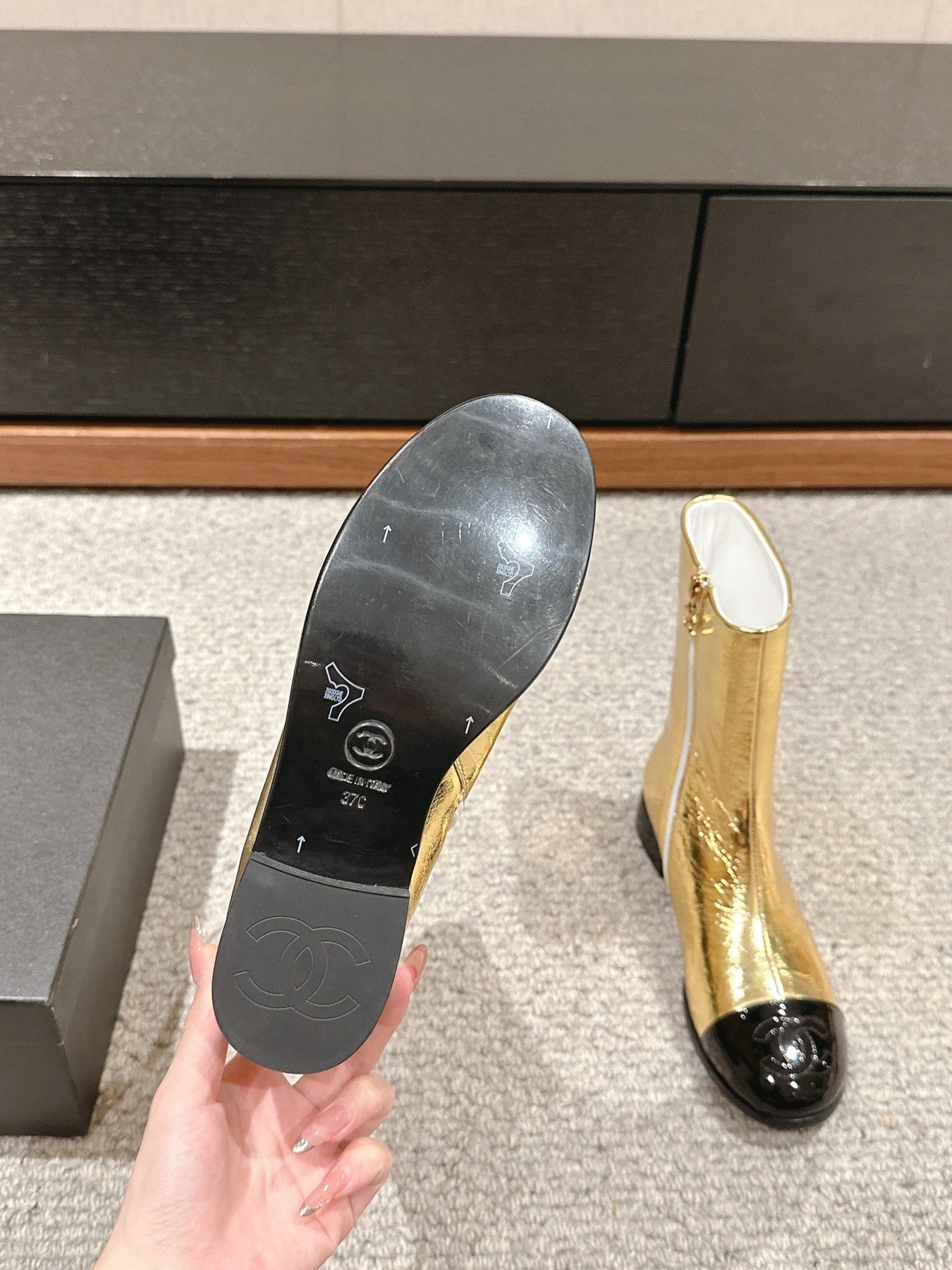 CC SHORT BOOTS IN GOLDEN MIX BLACK LAMBSKIN