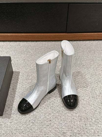 CC SHORT BOOTS IN SILVER MIX BLACK LAMBSKIN