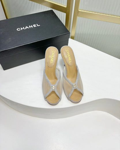 HIGH HEEL PEEP TOE IN WHITE BREATHABLE MESH