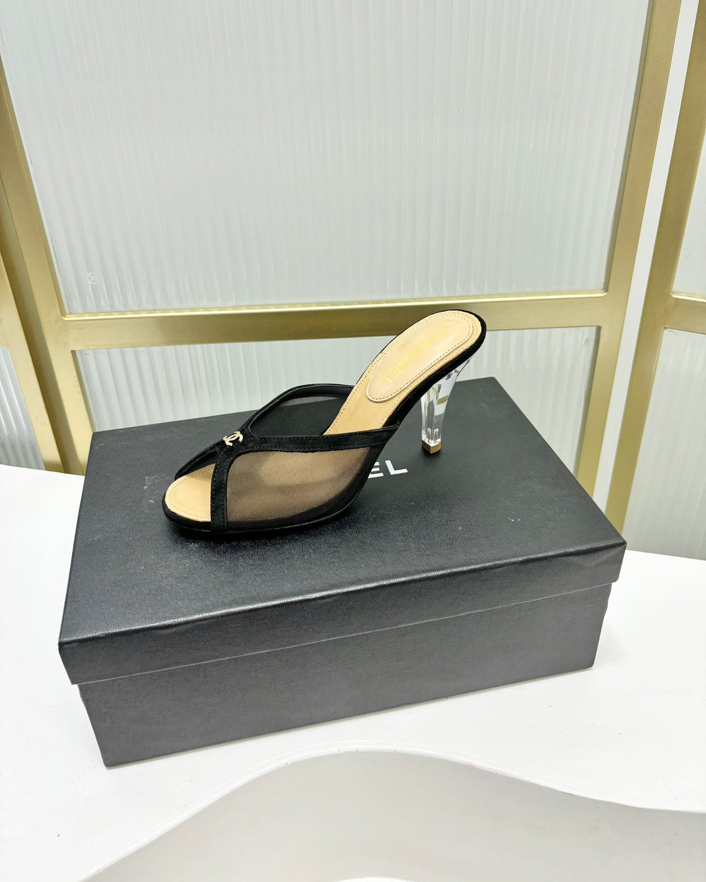 HIGH HEEL PEEP TOE IN BLACK BREATHABLE MESH