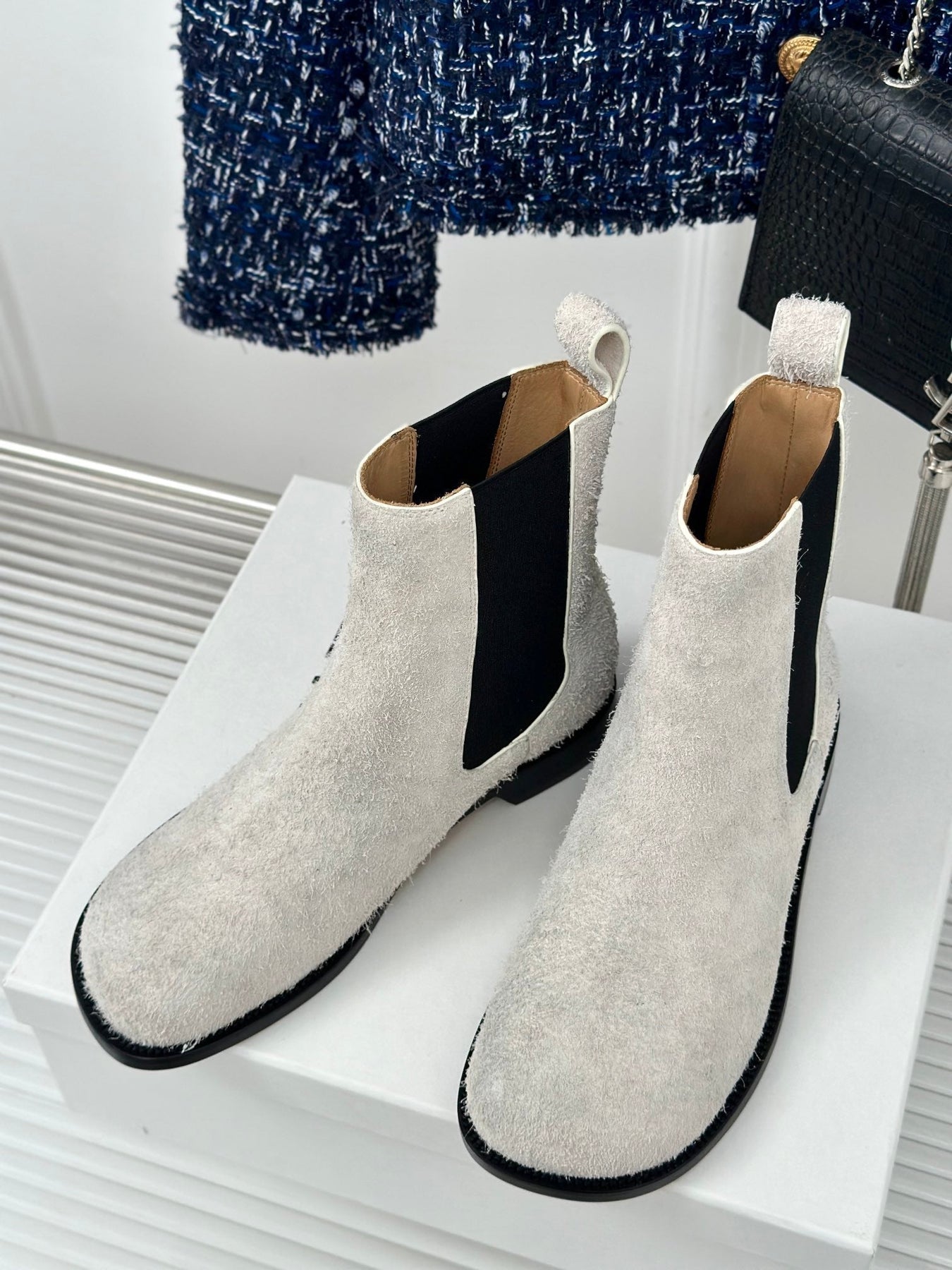LW CAMPO CHELSEA BOOT WHITE BRUSHED SUEDE