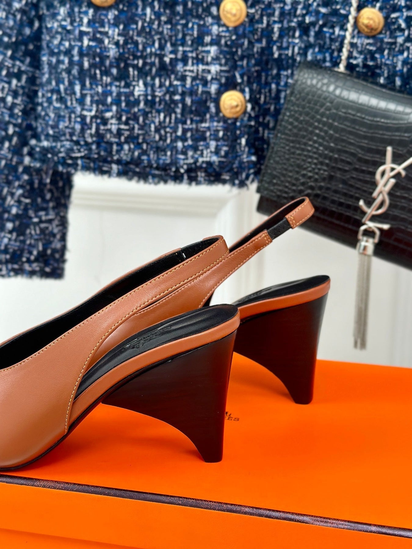 HIGH HEEL 75 MM POINTED- TOE SANDAL IN BRONZE BROWN CALFSKIN