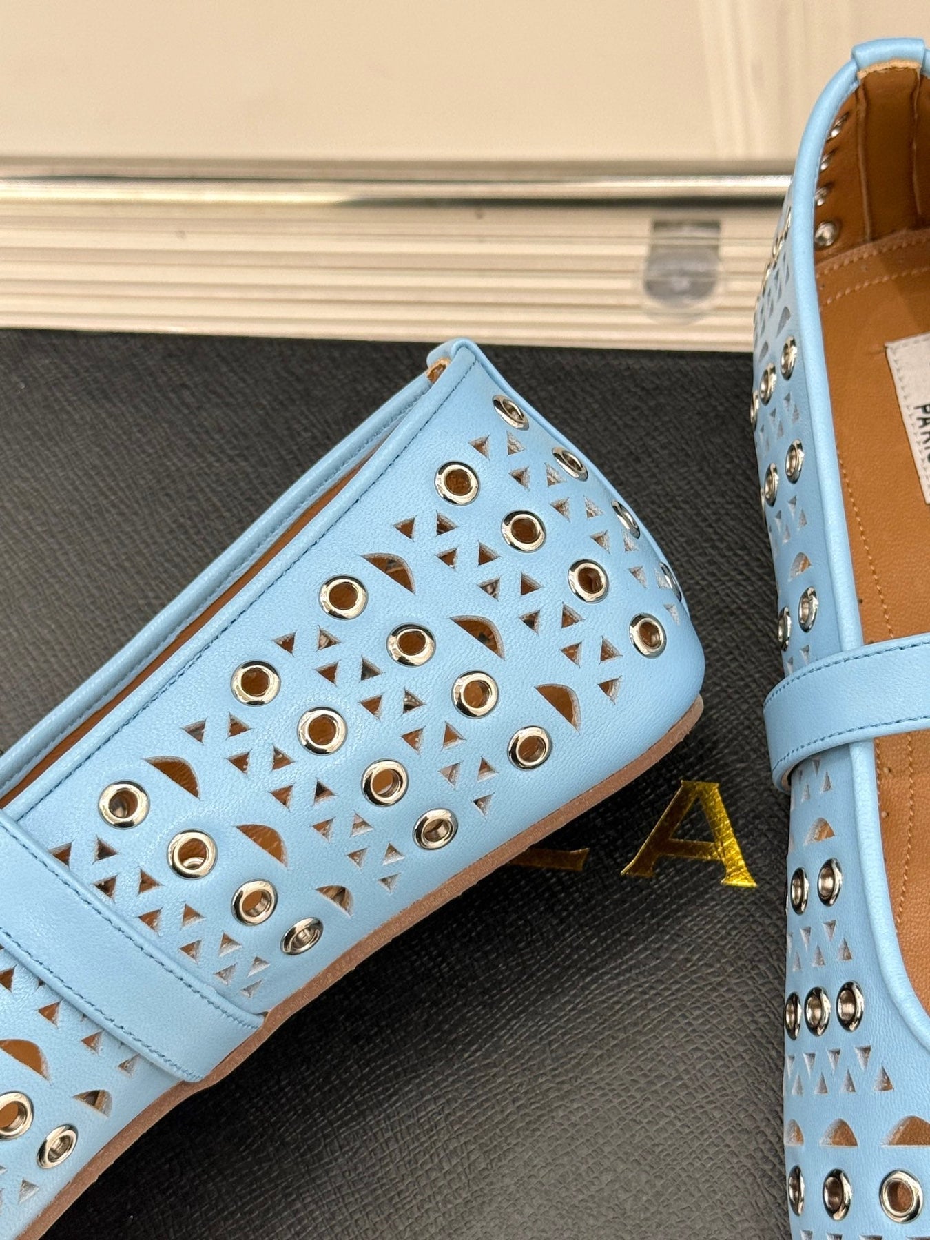 MARY JANE IN LIGHT BLUE CALFSKIN