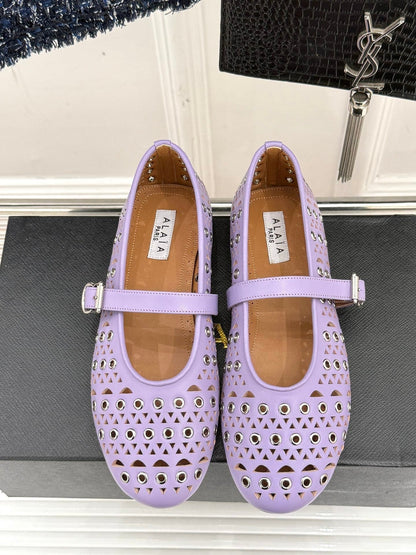 MARY JANE IN PASTEL GRAY CALFSKIN