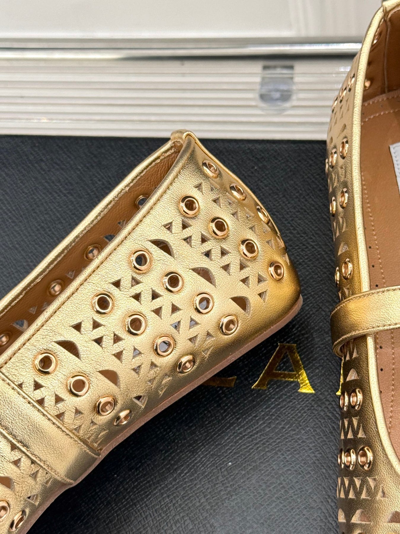 MARY JANE IN METALLIC GOLD CALFSKIN