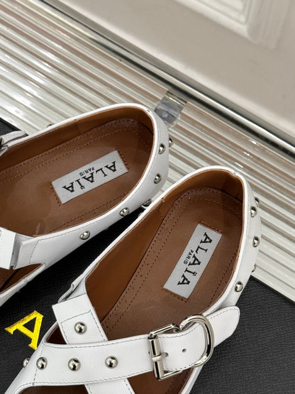 CROSSED STRAP BALLET FLATS IN WHITE CALFSKIN